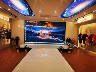 Ecrã de publicidade LED dinâmico com cores vibrantes