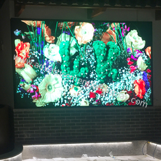 Display LED de publicidade interior durável para uso a longo prazo em áreas de alto tráfego