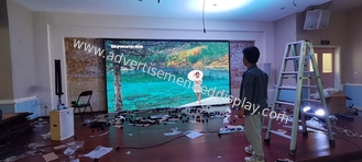 Display LED de alta taxa de atualização para interiores Compacto e leve para reprodução de vídeo suave