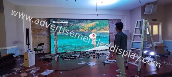 Display LED de alta taxa de atualização para interiores Compacto e leve para reprodução de vídeo suave